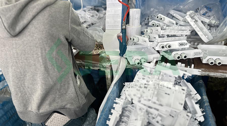 Why Choose a 16-Core Fiber Box? The FODB-8E.3-2B in Focus