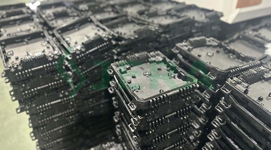 Assembled Fiber Hardware Solutions for Neat, Reliable Data Center Cable Routing
